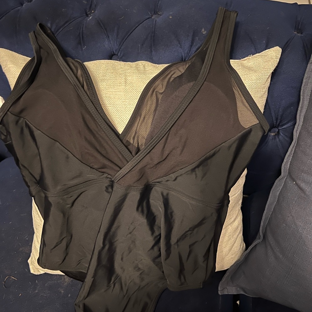 BNWT cupshe one piece swimwear size M